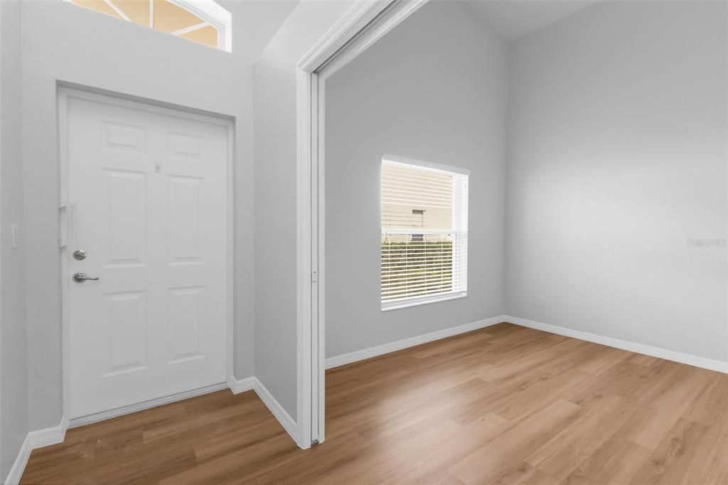 待售: $199,999 (2 贝兹, 2 浴室, 1451 平方英尺)