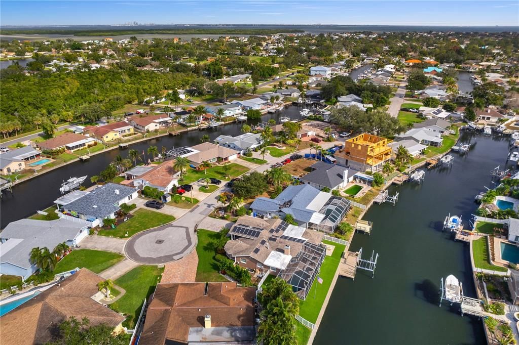 На продажу: $1,625,000 (4 спален, 4 ванн, 2608 Квадратных фут)