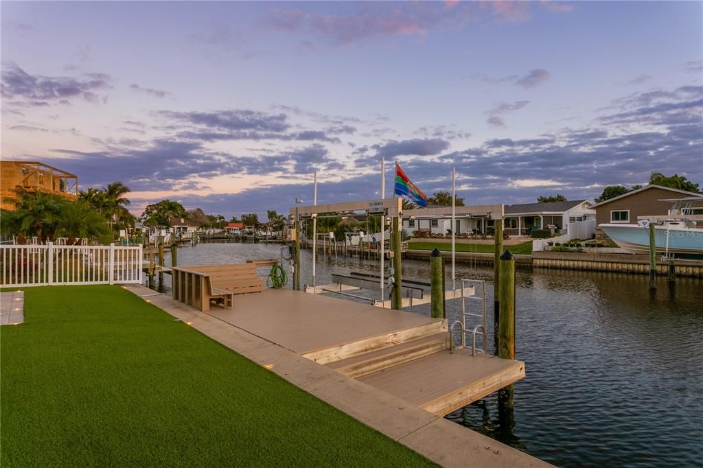 На продажу: $1,625,000 (4 спален, 4 ванн, 2608 Квадратных фут)