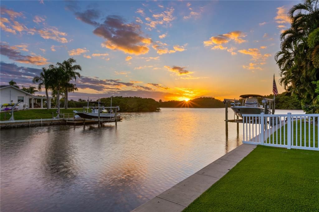 На продажу: $1,625,000 (4 спален, 4 ванн, 2608 Квадратных фут)