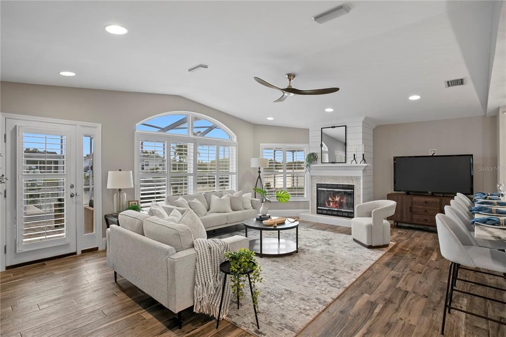 На продажу: $1,625,000 (4 спален, 4 ванн, 2608 Квадратных фут)