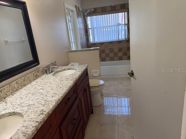 For Rent: $2,850 (4 beds, 2 baths, 2294 Square Feet)