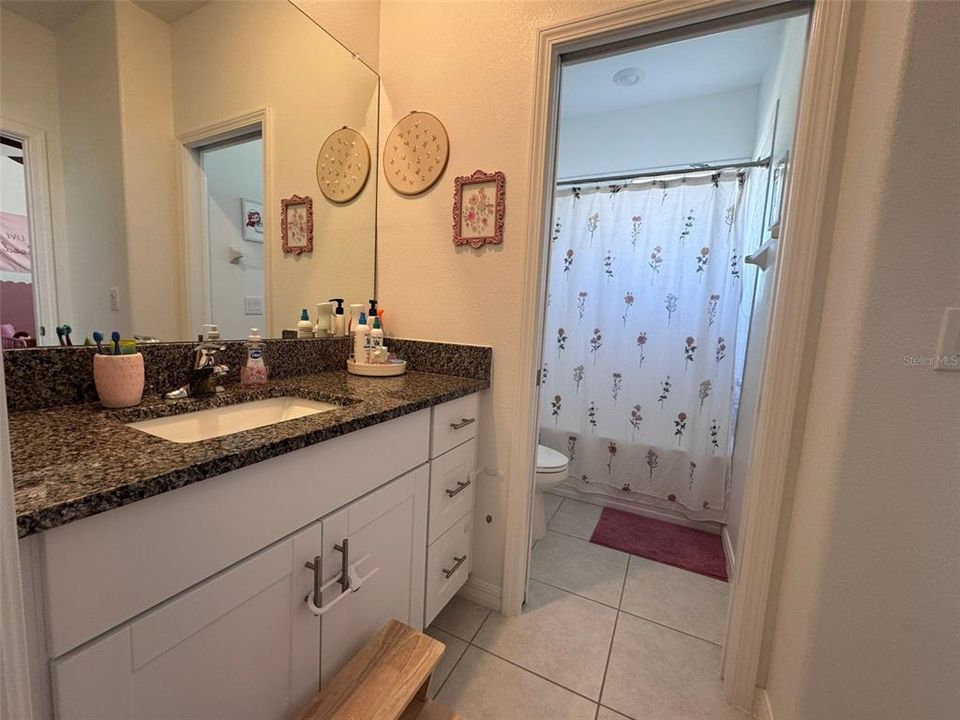 For Sale: $297,900 (3 beds, 2 baths, 1807 Square Feet)