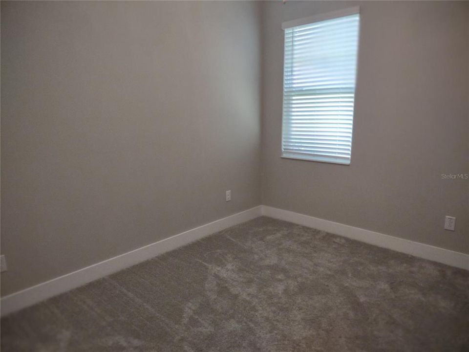 For Rent: $2,250 (3 beds, 2 baths, 1612 Square Feet)