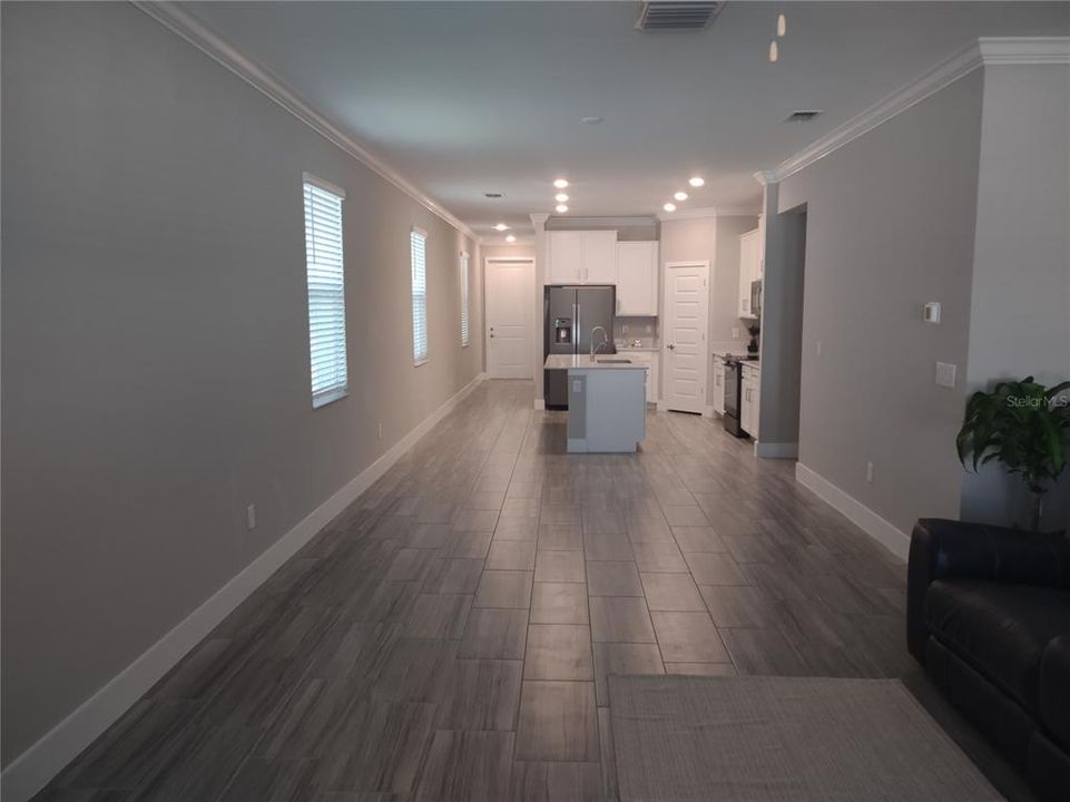 For Rent: $2,250 (3 beds, 2 baths, 1612 Square Feet)