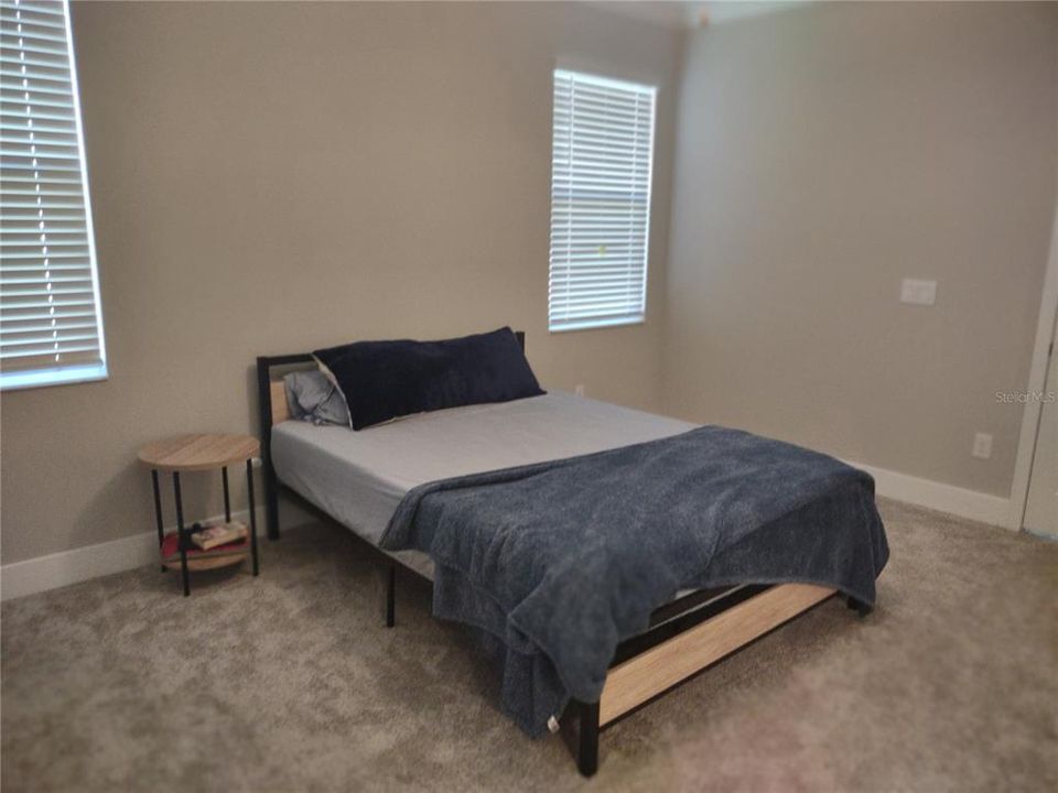 For Rent: $2,250 (3 beds, 2 baths, 1612 Square Feet)