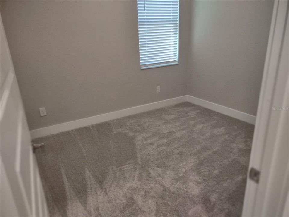 For Rent: $2,250 (3 beds, 2 baths, 1612 Square Feet)