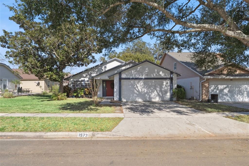 For Sale: $369,000 (3 beds, 2 baths, 1446 Square Feet)