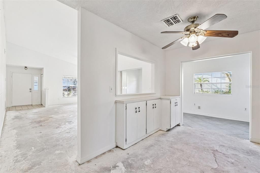 For Sale: $369,000 (3 beds, 2 baths, 1446 Square Feet)