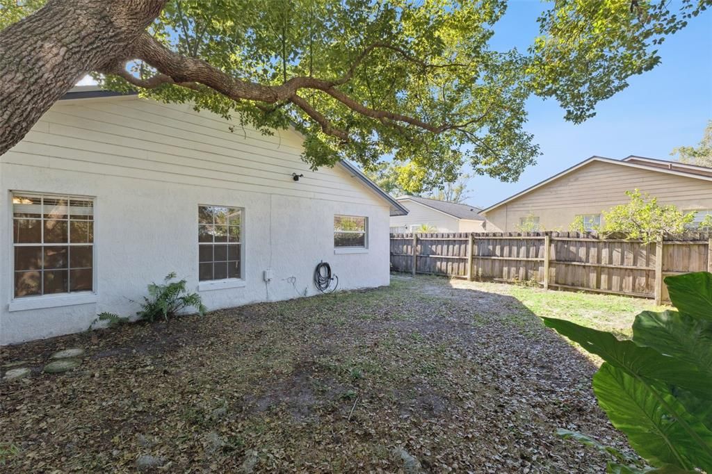 For Sale: $369,000 (3 beds, 2 baths, 1446 Square Feet)