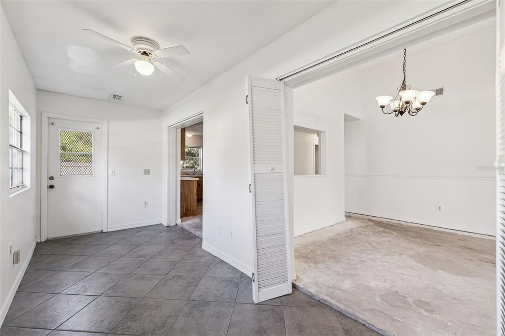 For Sale: $369,000 (3 beds, 2 baths, 1446 Square Feet)