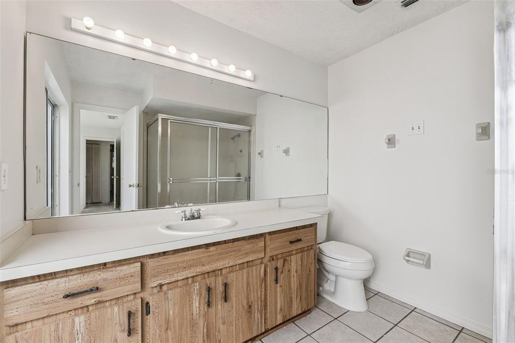 For Sale: $369,000 (3 beds, 2 baths, 1446 Square Feet)