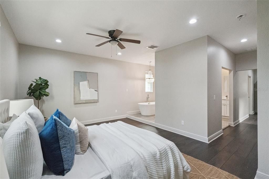 For Sale: $1,225,000 (7 beds, 5 baths, 4751 Square Feet)