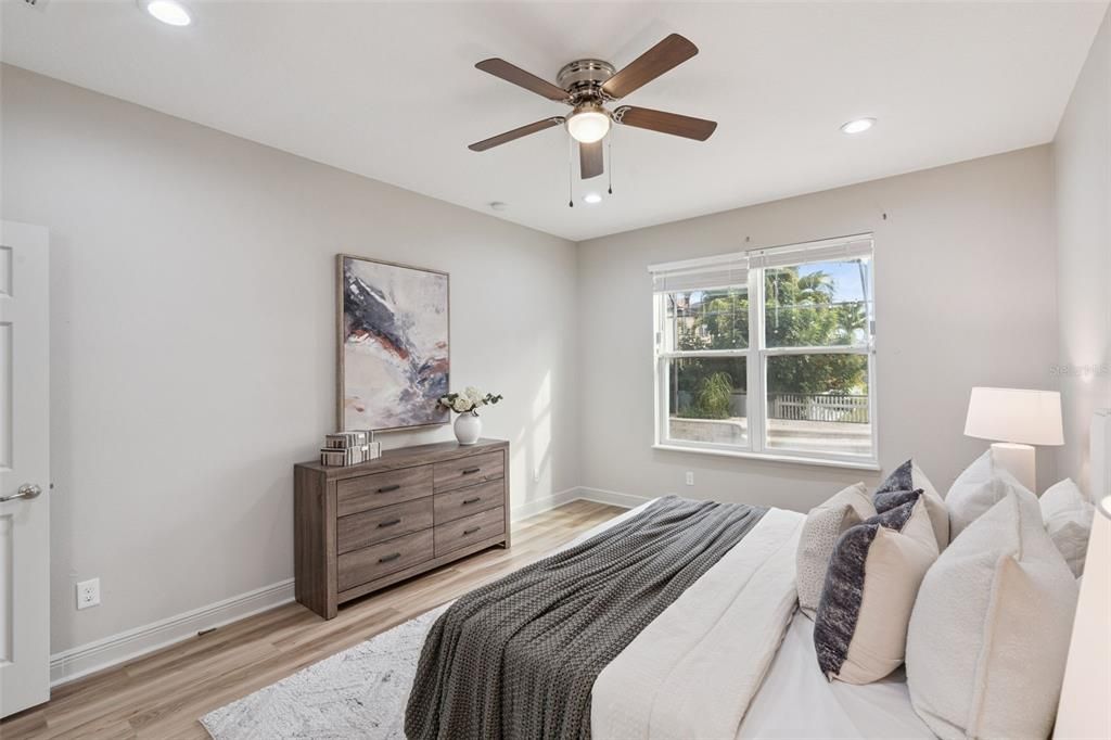 For Sale: $1,225,000 (7 beds, 5 baths, 4751 Square Feet)