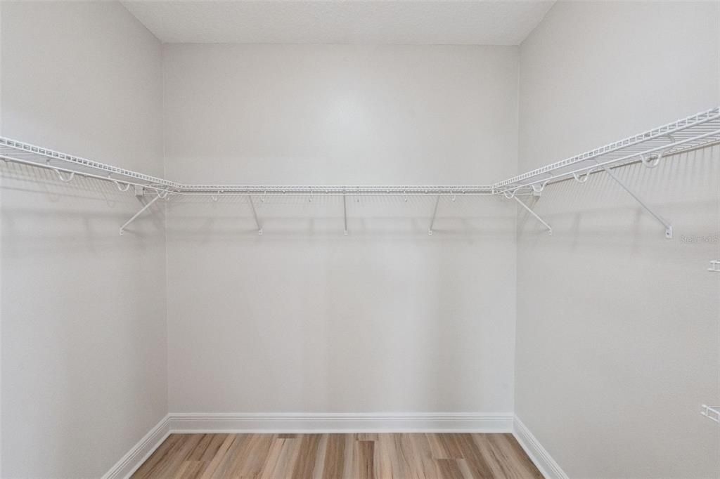 For Sale: $1,225,000 (7 beds, 5 baths, 4751 Square Feet)