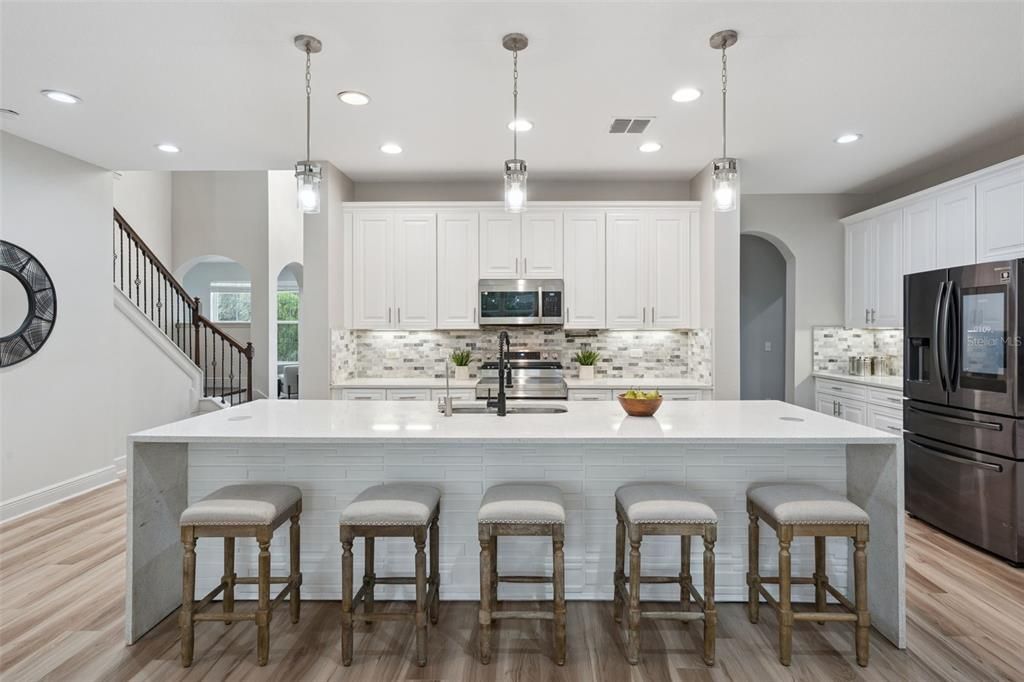 For Sale: $1,225,000 (7 beds, 5 baths, 4751 Square Feet)