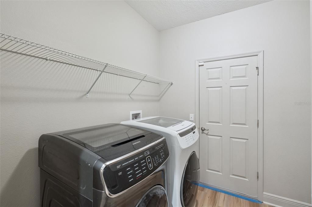 For Sale: $1,225,000 (7 beds, 5 baths, 4751 Square Feet)