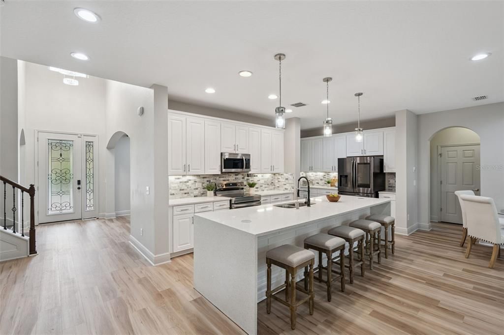 For Sale: $1,225,000 (7 beds, 5 baths, 4751 Square Feet)