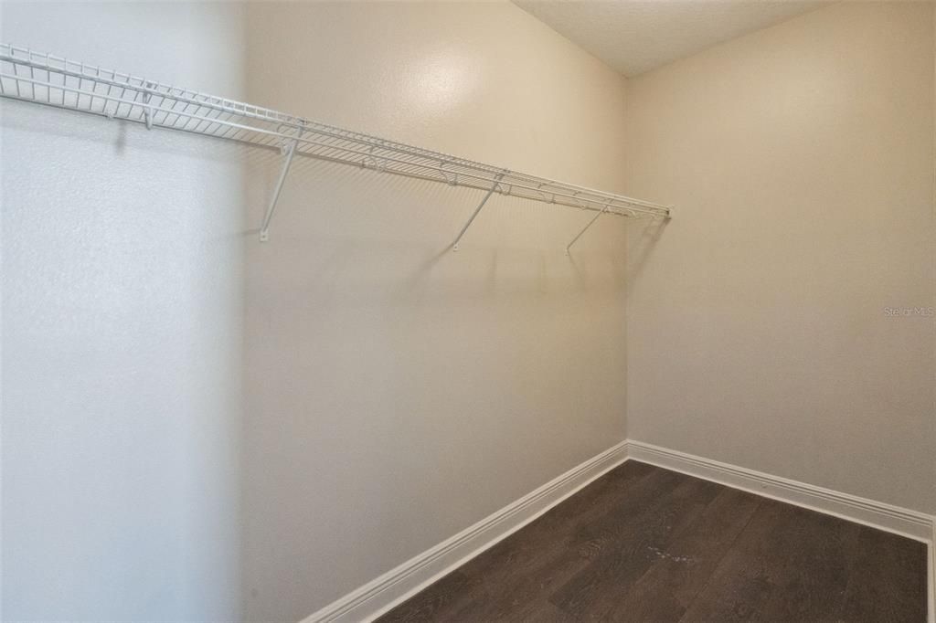 For Sale: $1,225,000 (7 beds, 5 baths, 4751 Square Feet)