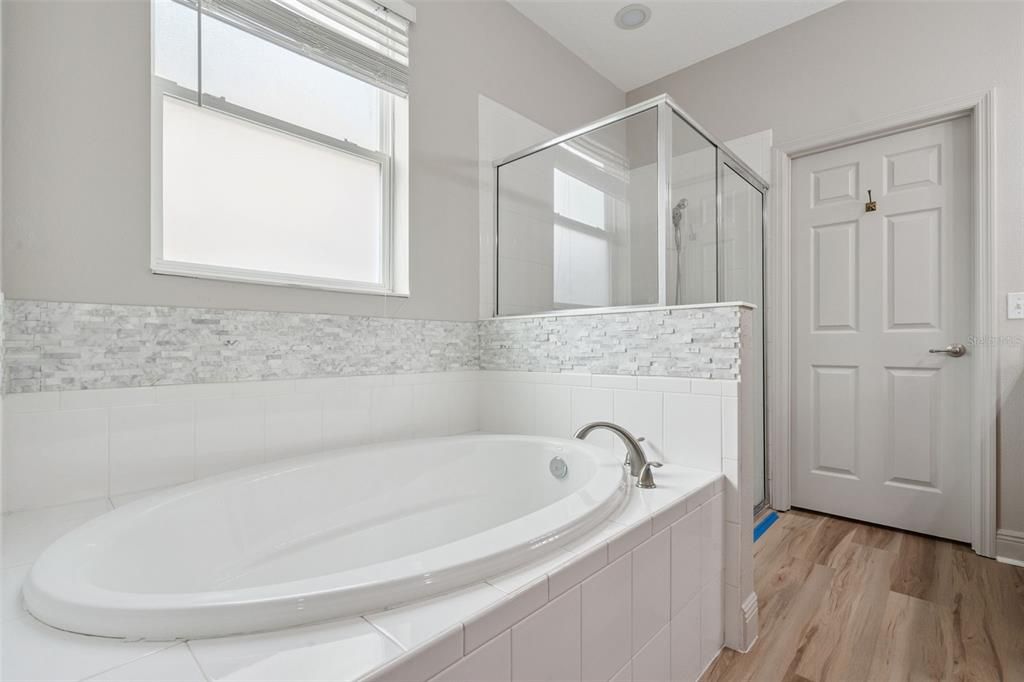 For Sale: $1,225,000 (7 beds, 5 baths, 4751 Square Feet)