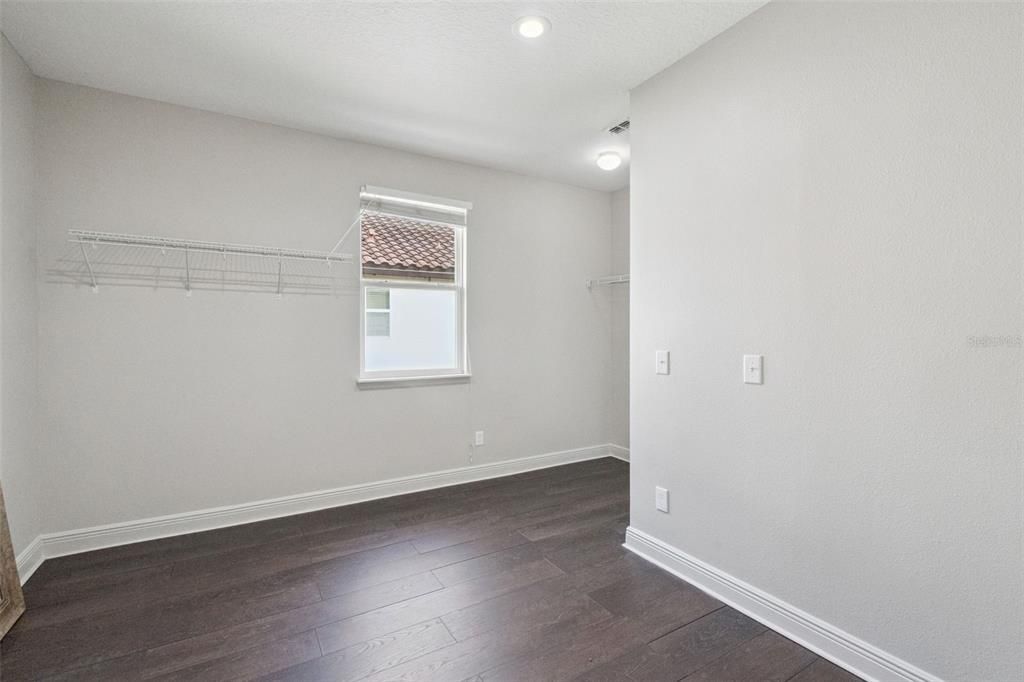 For Sale: $1,225,000 (7 beds, 5 baths, 4751 Square Feet)