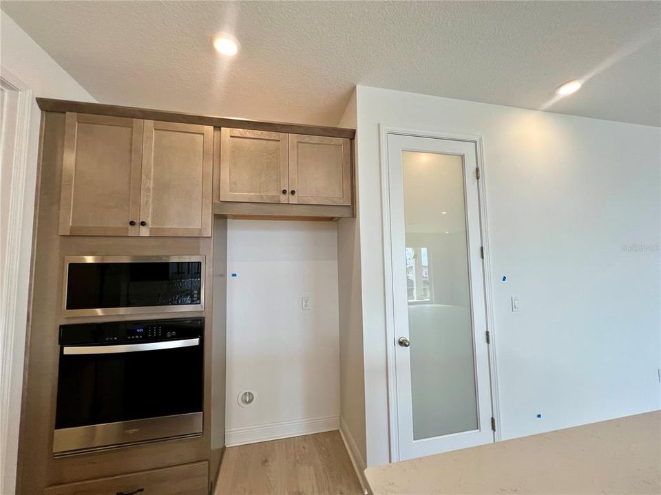 For Sale: $839,990 (6 beds, 4 baths, 4564 Square Feet)