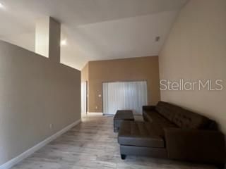 En Renta: $2,300 (3 camas, 2 baños, 2175 Pies cuadrados)