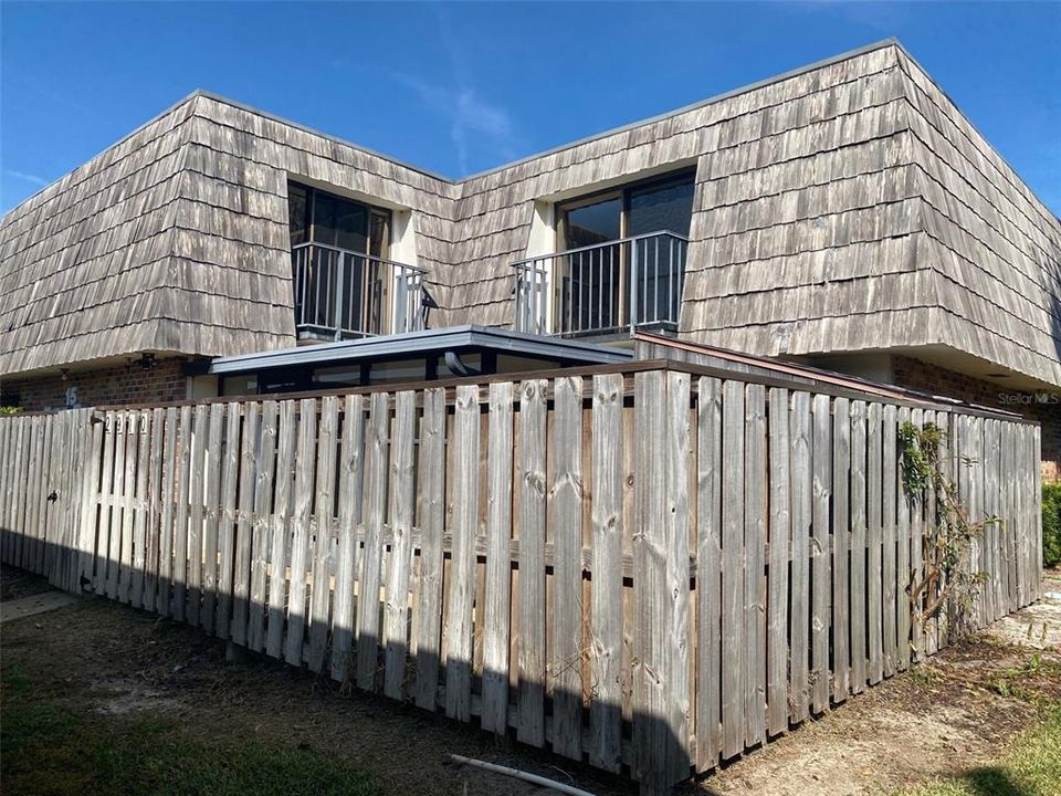 На продажу: $185,000 (2 спален, 2 ванн, 1288 Квадратных фут)