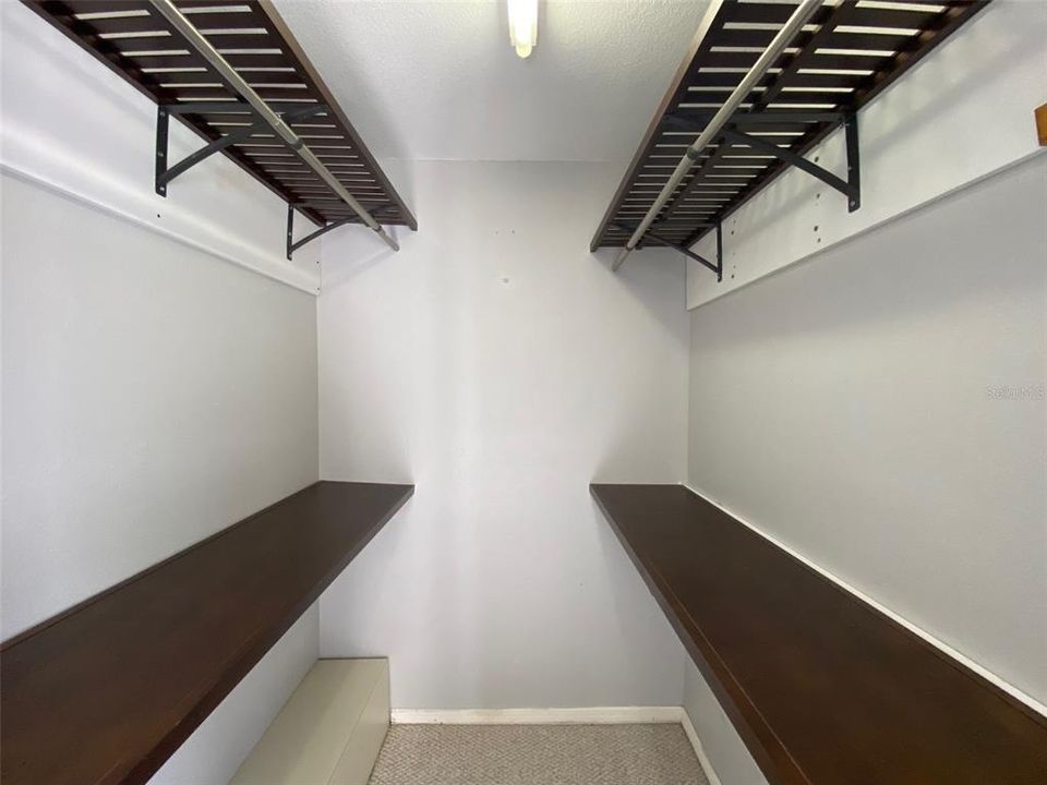 На продажу: $185,000 (2 спален, 2 ванн, 1288 Квадратных фут)