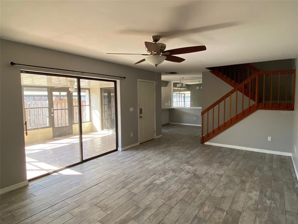 На продажу: $185,000 (2 спален, 2 ванн, 1288 Квадратных фут)