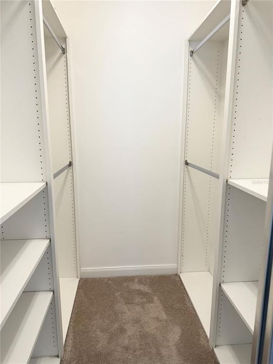 For Sale: $349,900 (3 beds, 2 baths, 1652 Square Feet)