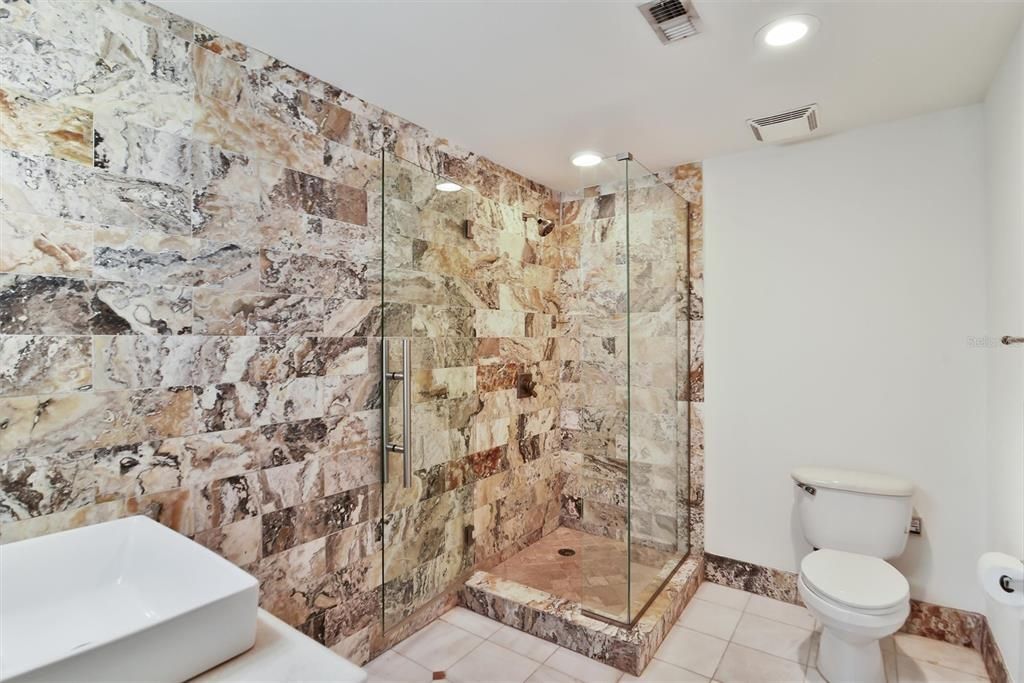 En Renta: $3,800 (2 camas, 2 baños, 1240 Pies cuadrados)