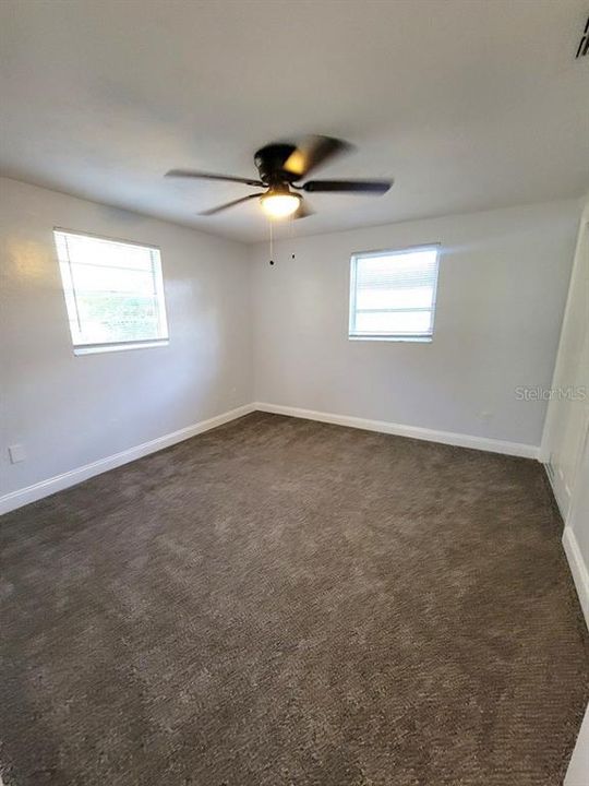 For Rent: $1,650 (2 beds, 1 baths, 988 Square Feet)