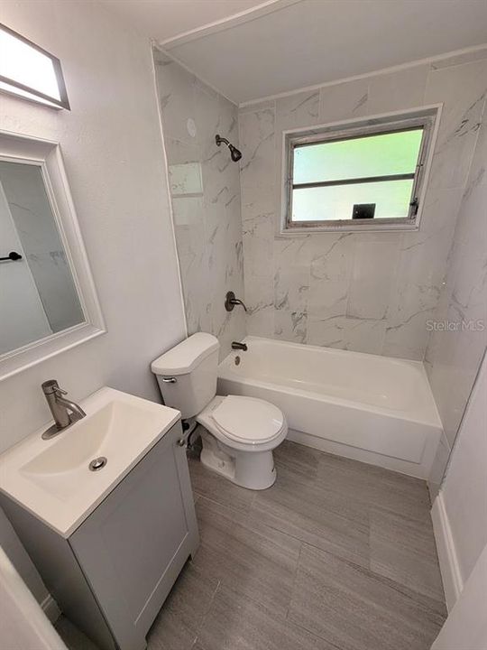 For Rent: $1,650 (2 beds, 1 baths, 988 Square Feet)