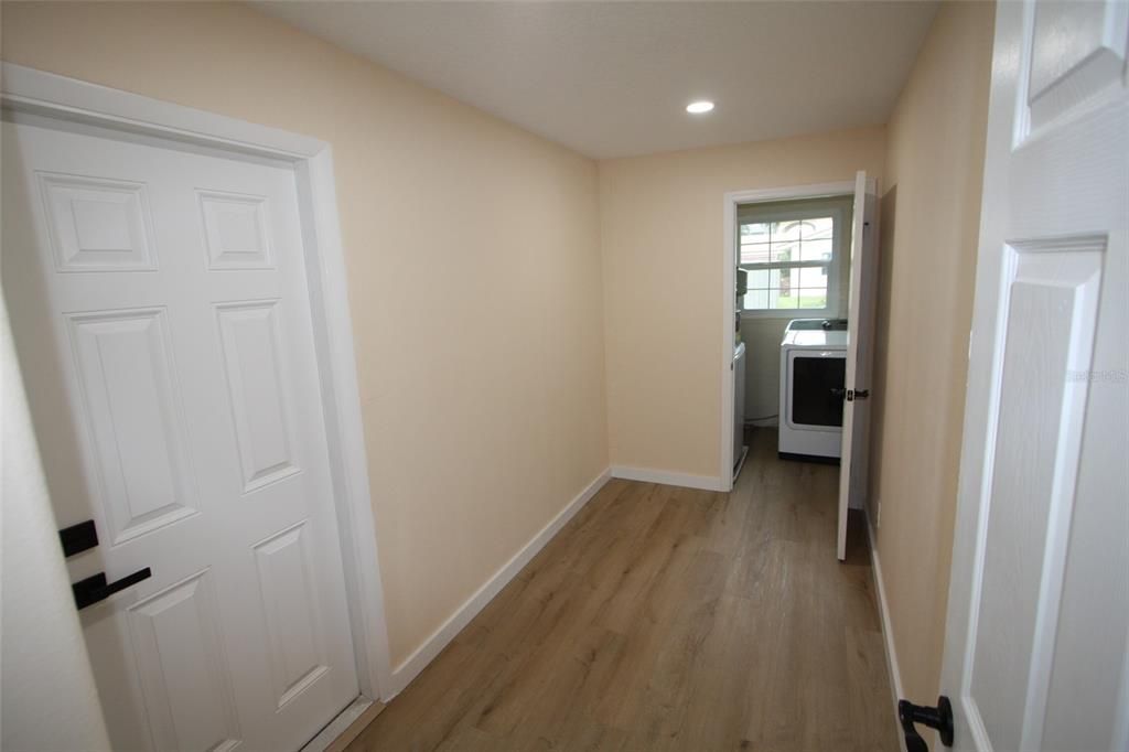 待售: $296,000 (3 贝兹, 2 浴室, 1263 平方英尺)