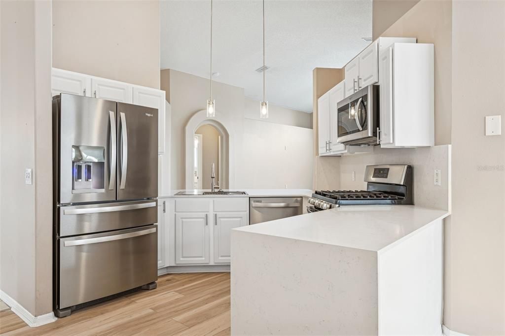 En Venta: $395,000 (3 camas, 2 baños, 1892 Pies cuadrados)