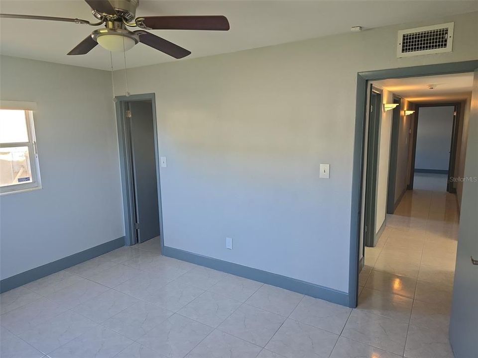 En Venta: $395,000 (3 camas, 2 baños, 1105 Pies cuadrados)