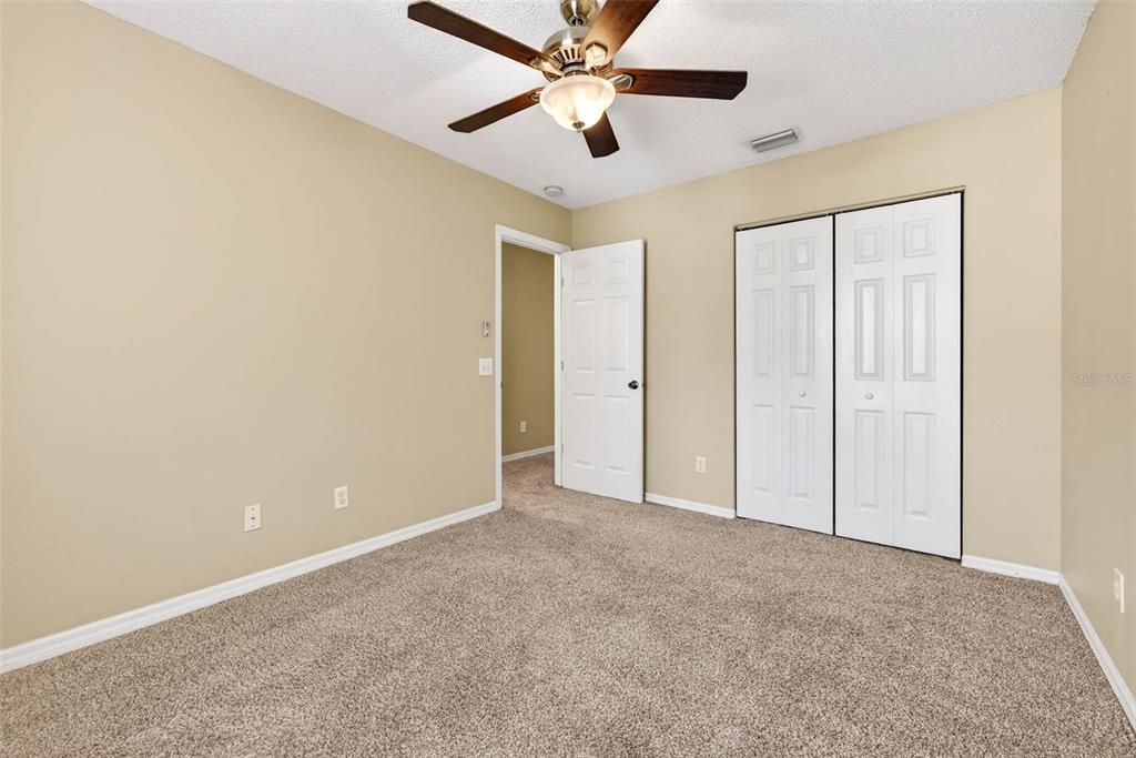 На продажу: $250,000 (3 спален, 2 ванн, 1536 Квадратных фут)