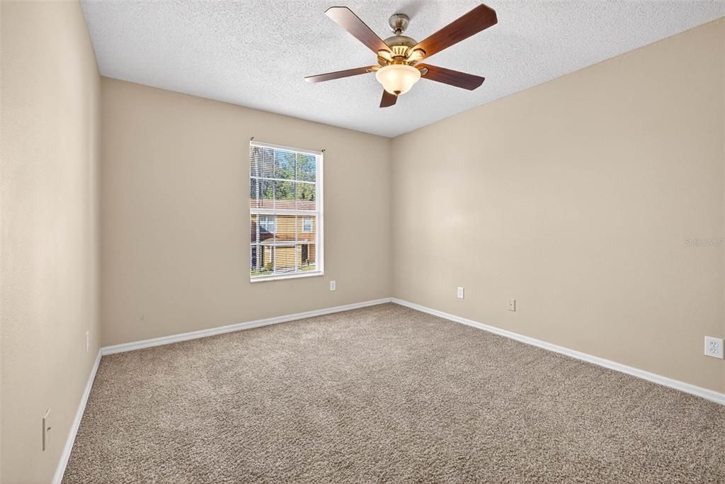 На продажу: $250,000 (3 спален, 2 ванн, 1536 Квадратных фут)