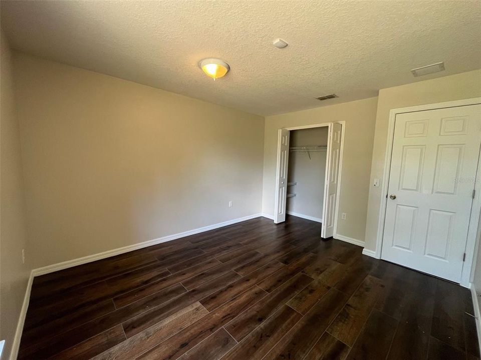 For Rent: $1,775 (3 beds, 2 baths, 1946 Square Feet)