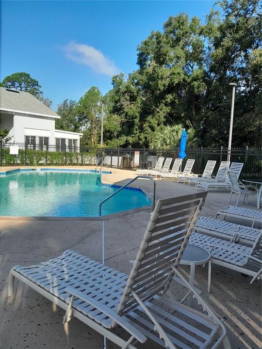 待售: $430,000 (3 贝兹, 2 浴室, 2071 平方英尺)