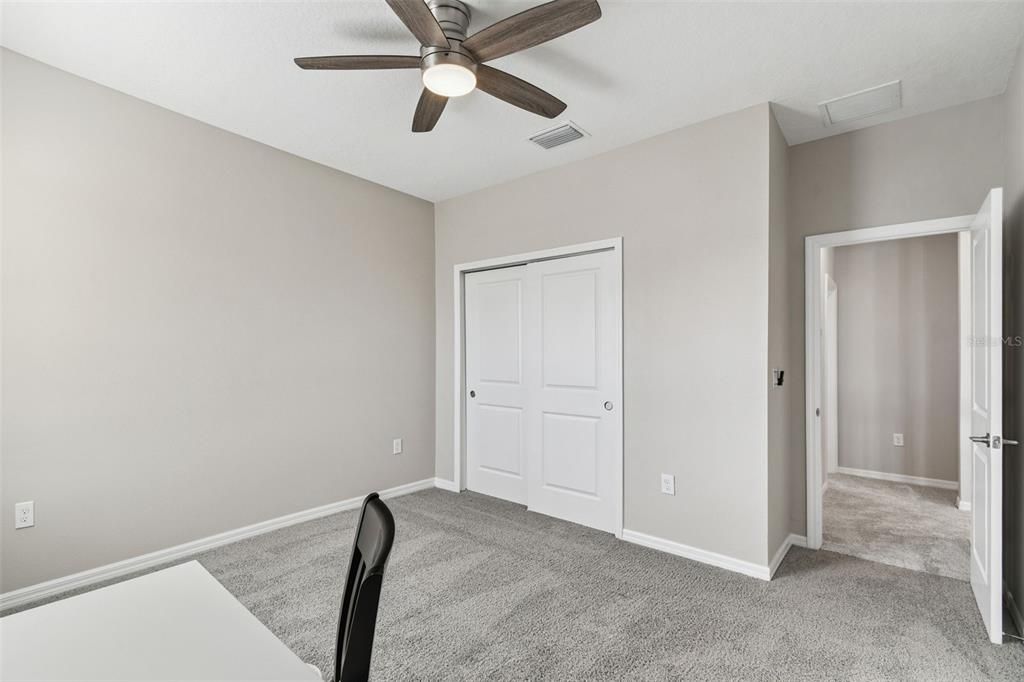 For Sale: $599,000 (5 beds, 3 baths, 2612 Square Feet)