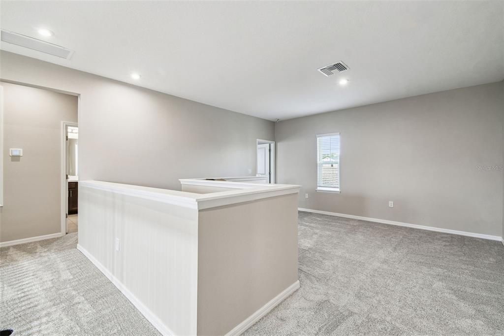 For Sale: $599,000 (5 beds, 3 baths, 2612 Square Feet)