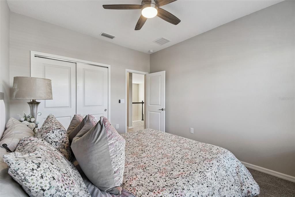 For Sale: $599,000 (5 beds, 3 baths, 2612 Square Feet)