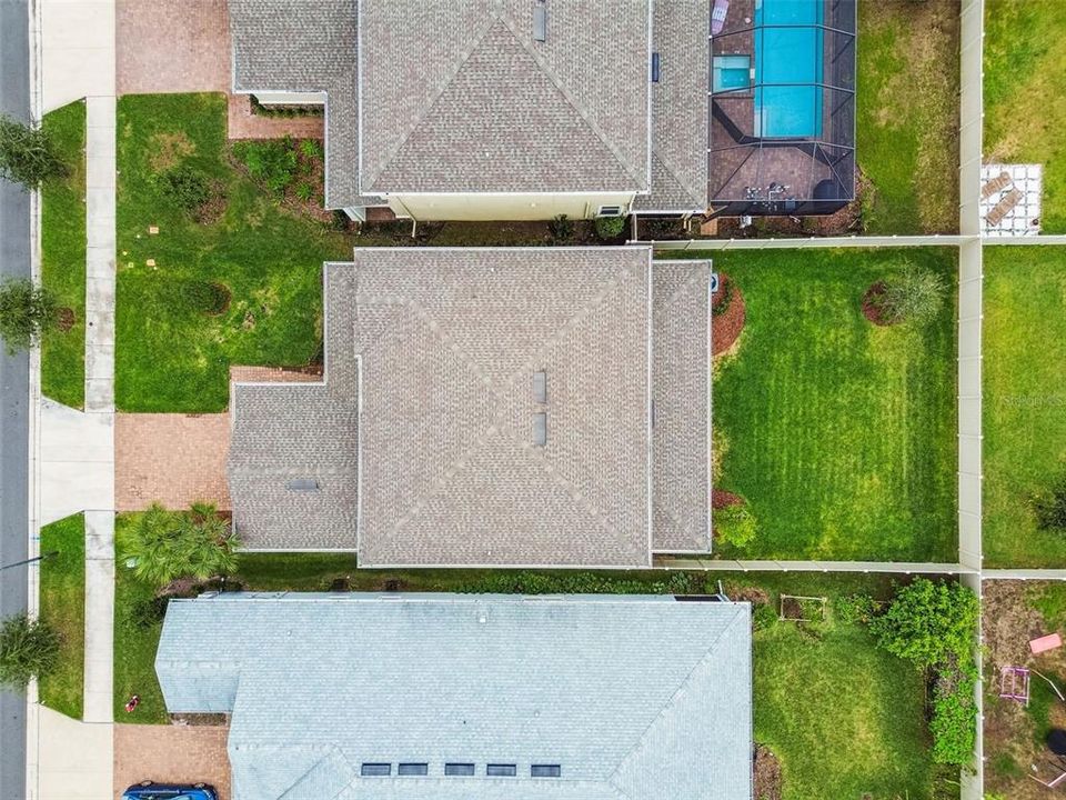 For Sale: $599,000 (5 beds, 3 baths, 2612 Square Feet)