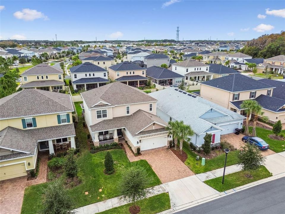 For Sale: $599,000 (5 beds, 3 baths, 2612 Square Feet)