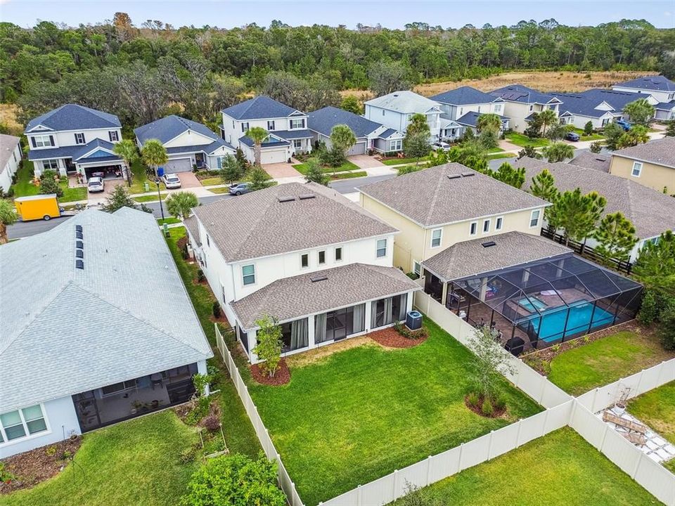 For Sale: $599,000 (5 beds, 3 baths, 2612 Square Feet)