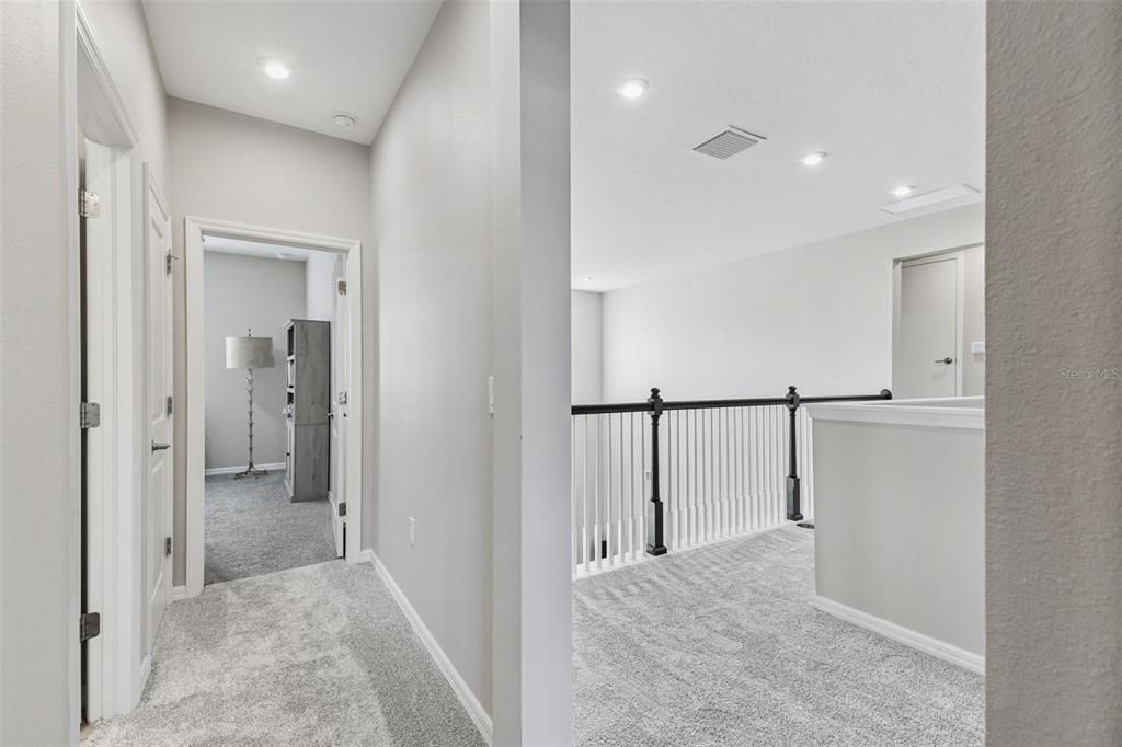 For Sale: $599,000 (5 beds, 3 baths, 2612 Square Feet)