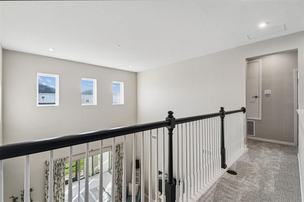 For Sale: $599,000 (5 beds, 3 baths, 2612 Square Feet)