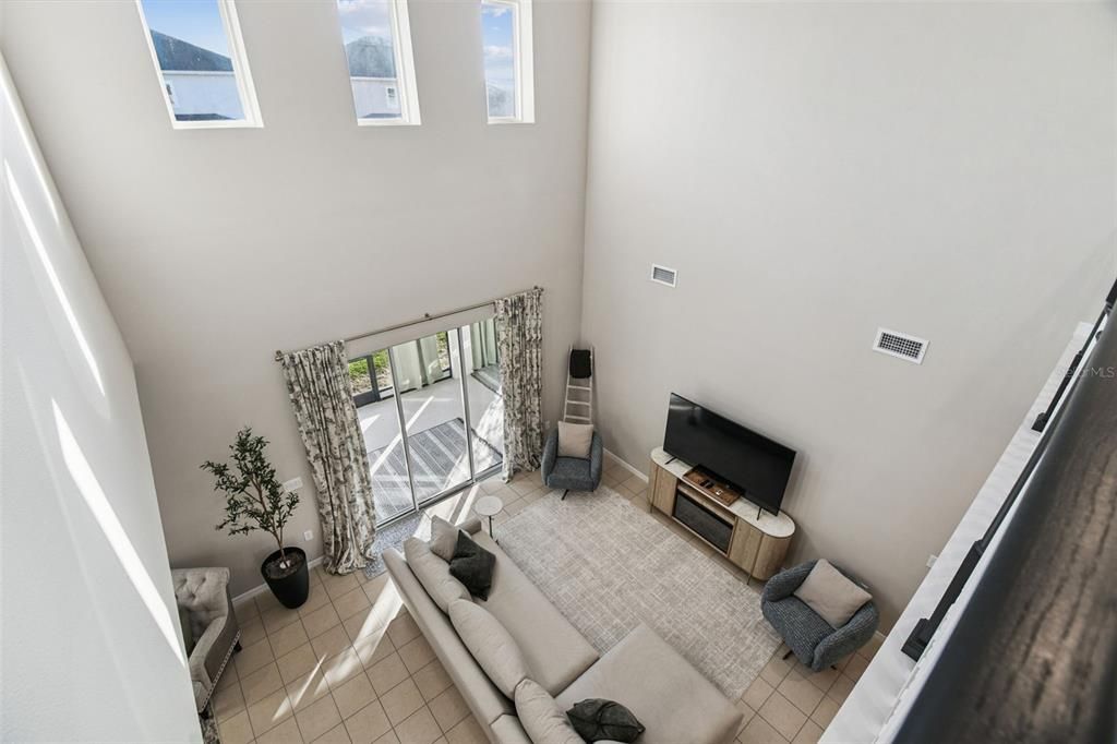 For Sale: $599,000 (5 beds, 3 baths, 2612 Square Feet)